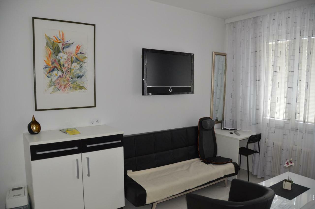 Vienna Central Rooms